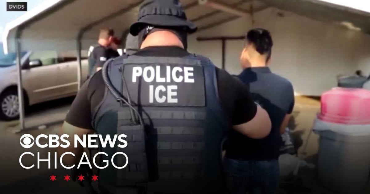 Lawsuit claims immigration raids target Chicago for its sanctuary ...