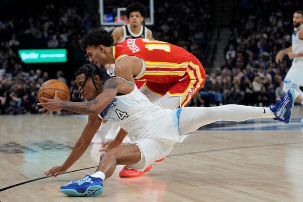 Hawks Timberwolves Basketball 