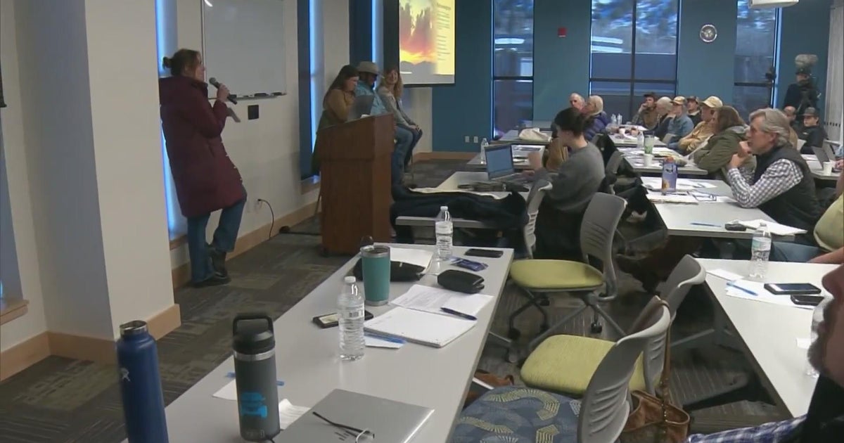 Colorado process begins to hire range riders - CBS Colorado