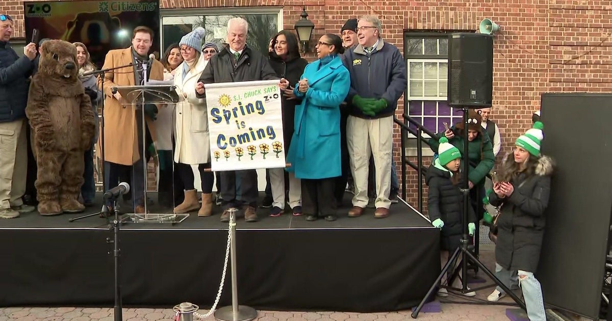 Staten Island Chuck predicts early spring on Groundhog Day 2025 CBS