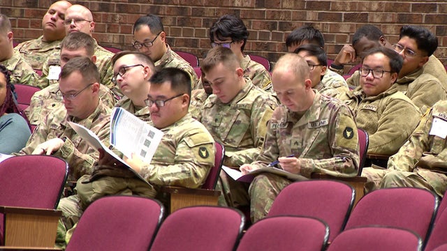 6p-pkg-natl-guard-welcome-back-wcco70ax.jpg 