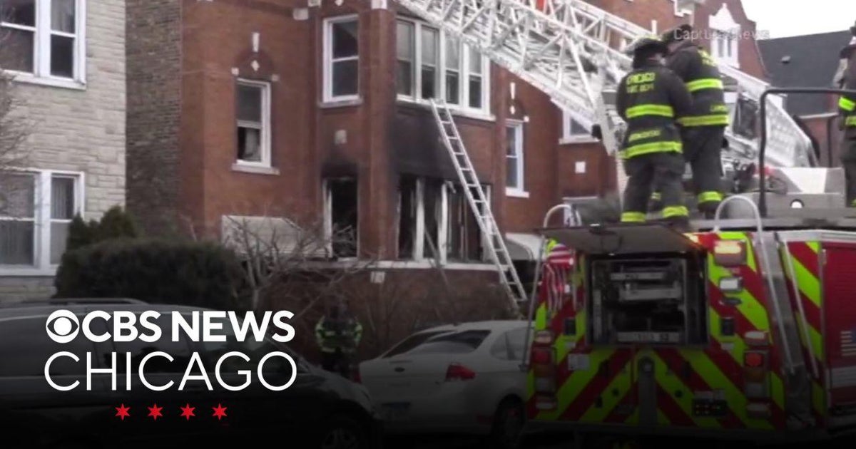2 critically injured, several pets killed in Gage Park fire - CBS Chicago