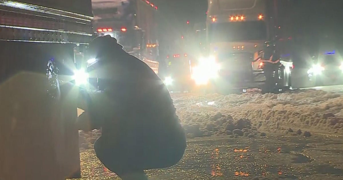 Chain controls for the Sierra, wet commute for Sacramento Valley as atmospheric river rolls in