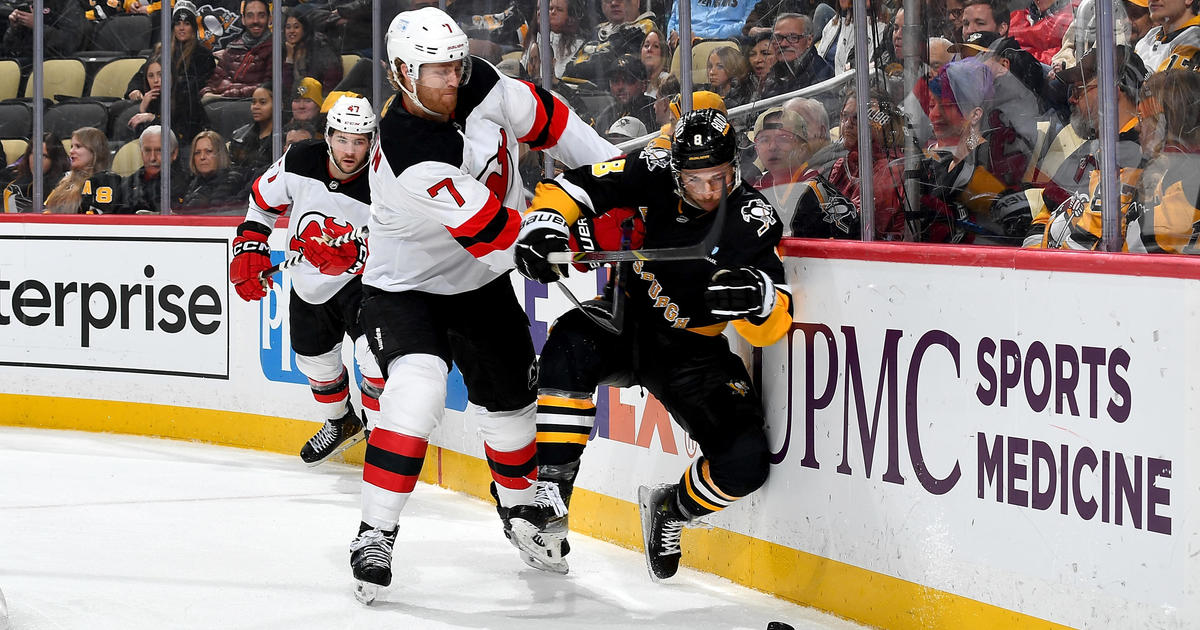 Devils Edge Penguins 3-2 in Shootout