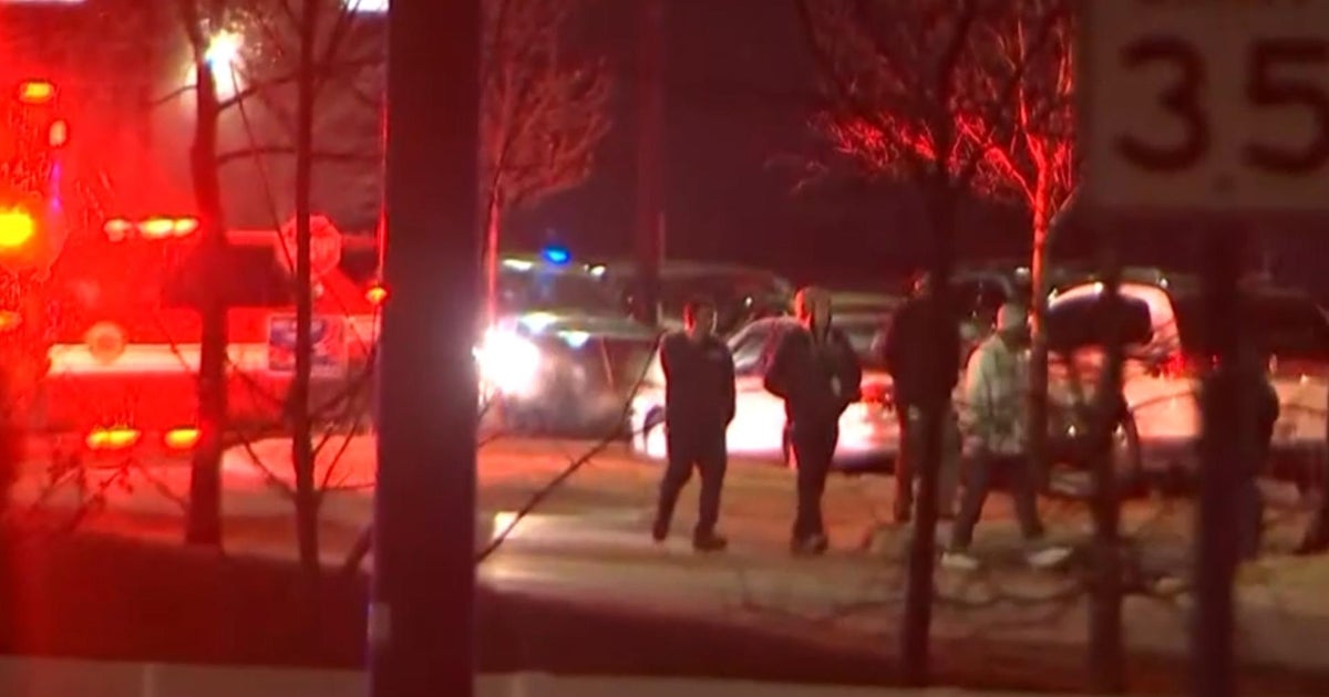 At least 2 killed in Ohio shooting at warehouse; suspect in custody