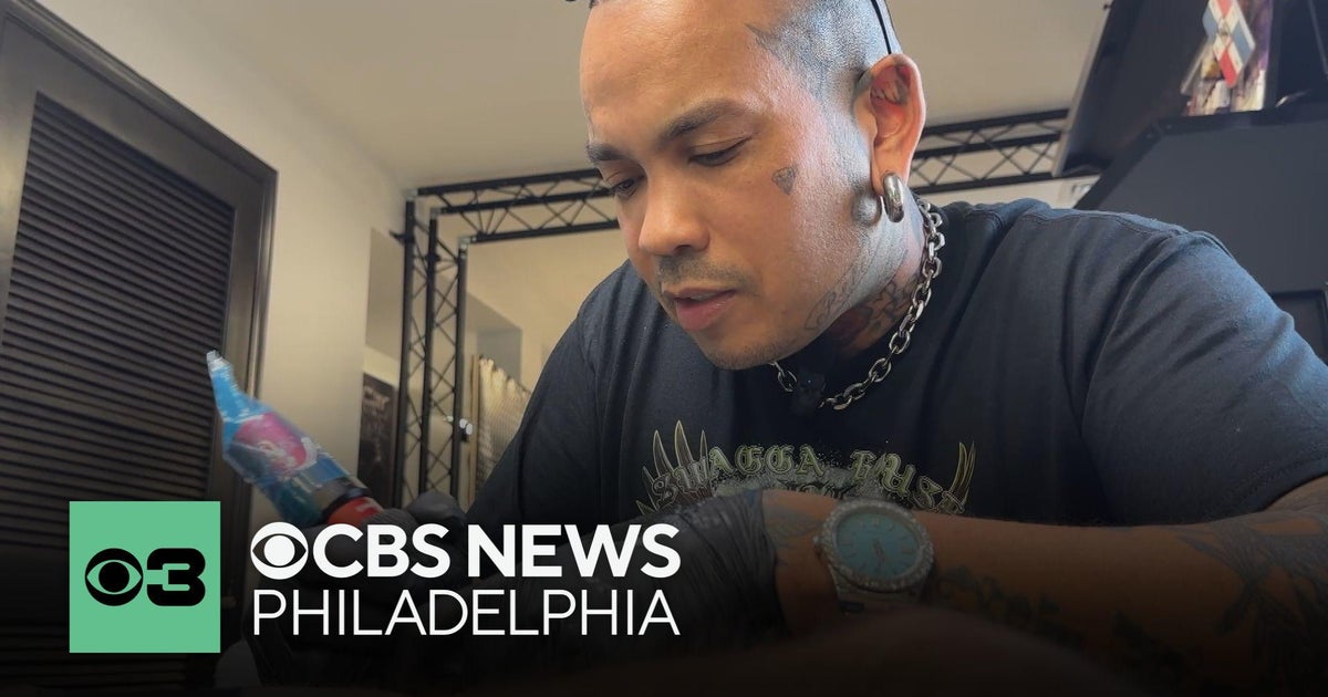 This tattoo artist inks elaborate Philadelphia Eagles tributes "the
