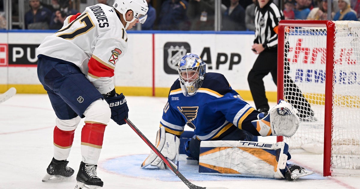 Matthew Tkachuk scores with 12 seconds left to lift the Panthers past the Blues, 3-2 Matthew Tkachuk scores with 12 seconds left to lift the Panthers past the Blues, 3-2