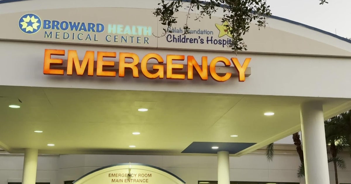 Young boy pulled from Wilton Manors pool, rushed to hospital Young boy pulled from Wilton Manors pool, rushed to hospital