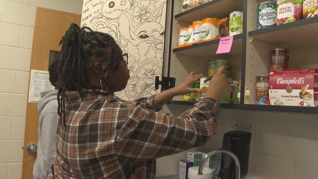 smoky-hill-food-pantry-mha-raw-frame-27983.jpg 