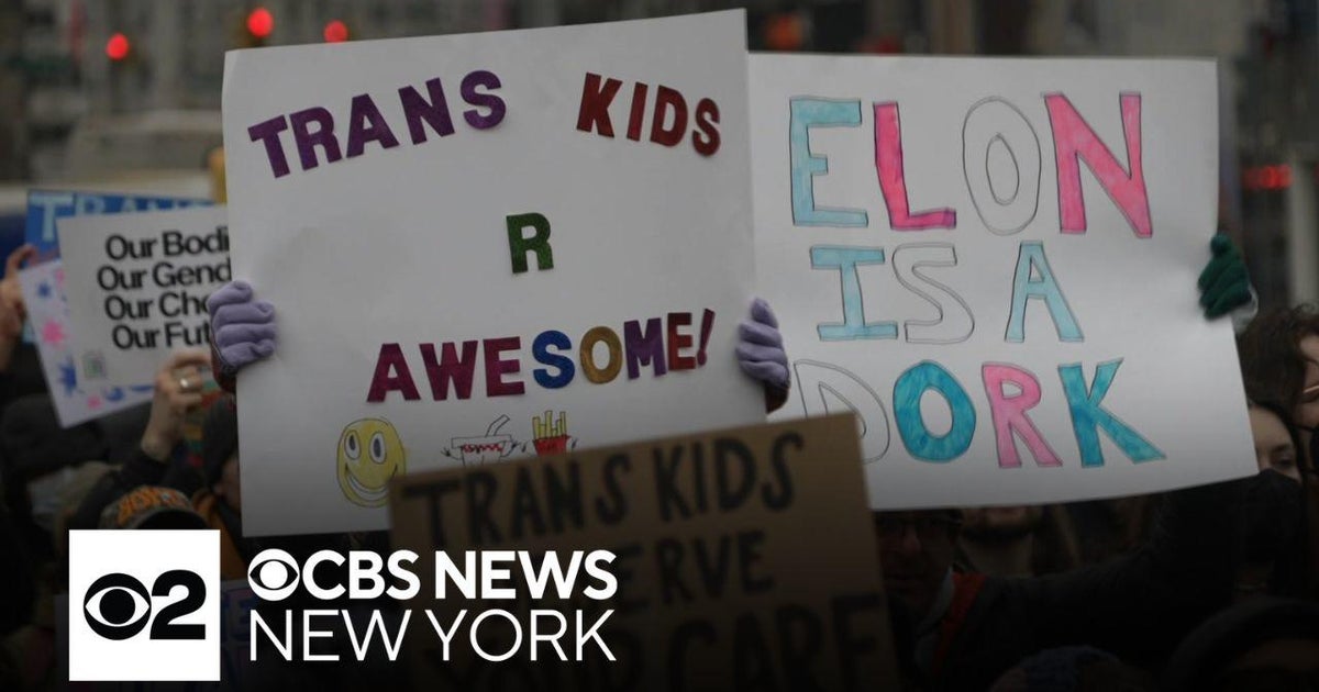 Rally in support of transgender community held in NYC - CBS New York