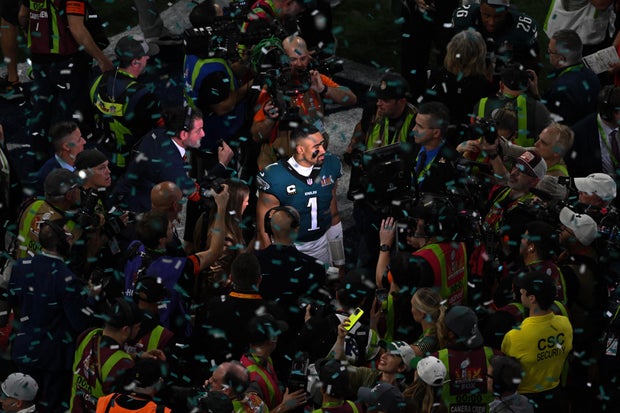 TOPSHOT-AMFOOT-SUPERBOWL-CHIEFS-EAGLES 