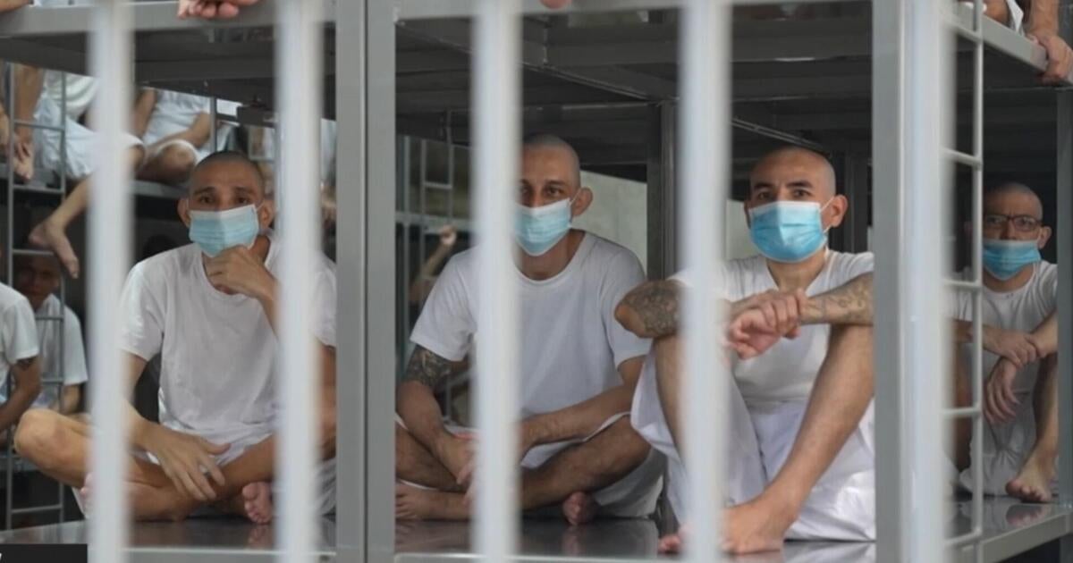 A look inside an El Salvador mega prison