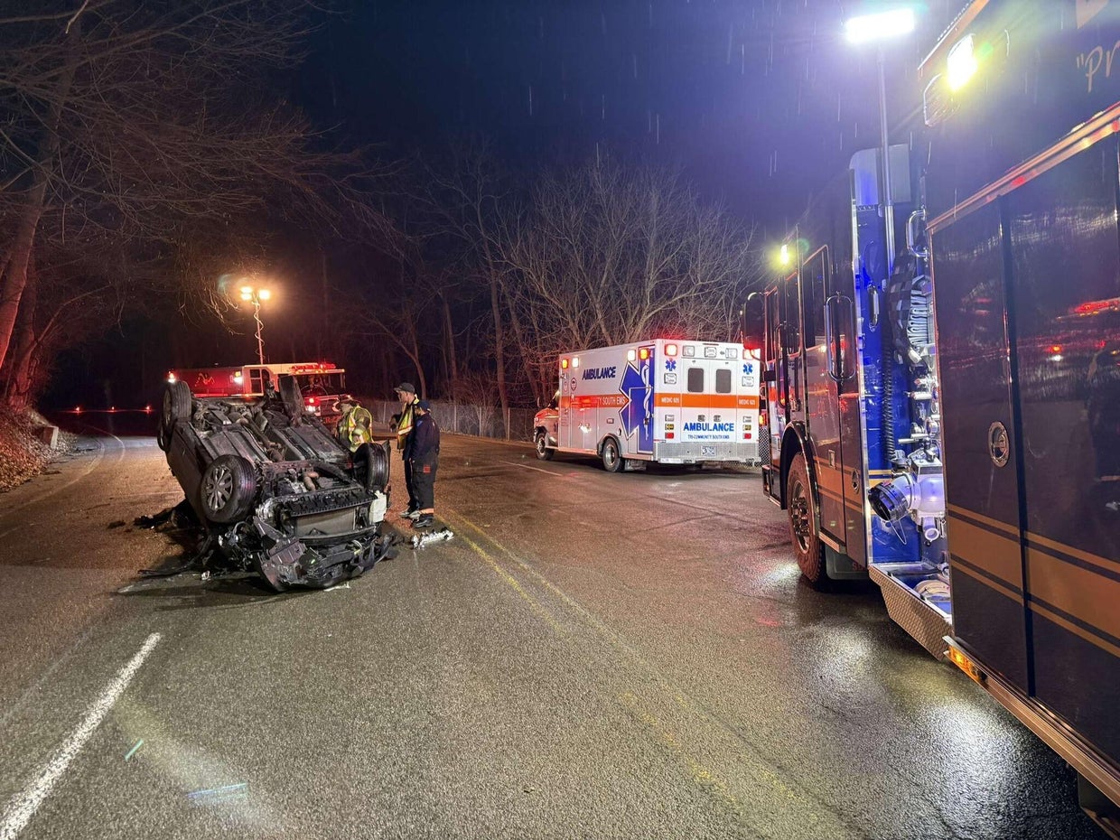 1 person injured after vehicle rollover in South Park - CBS Pittsburgh