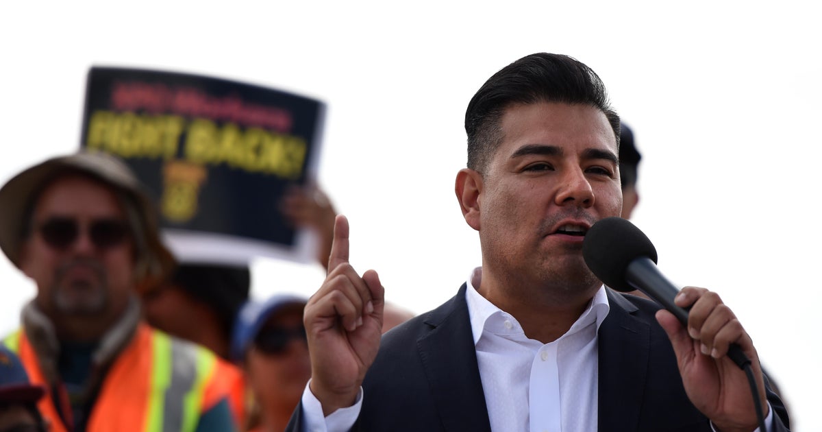 California Insurance Commissioner Ricardo Lara criticized over Bermuda trip California Insurance Commissioner Ricardo Lara criticized over Bermuda trip