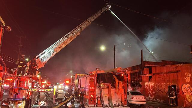 Oakland warehouse fire 