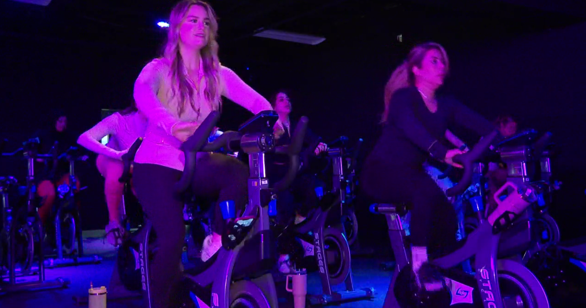 Women’s-only EveFit gym in Chicago suburbs prioritizes physical and mental health Women’s-only EveFit gym in Chicago suburbs prioritizes physical and mental health