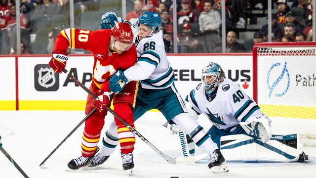 NHL: FEB 23 Sharks at Flames