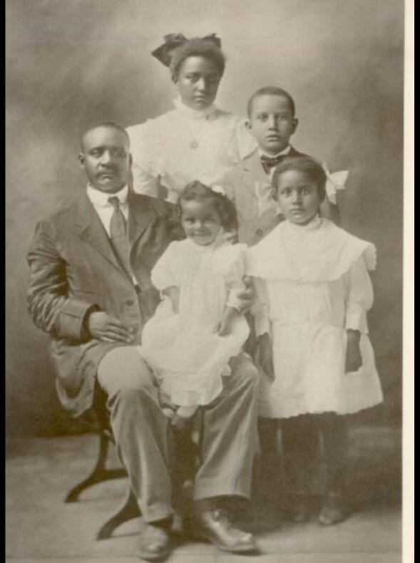 8-boswell-family.jpg 