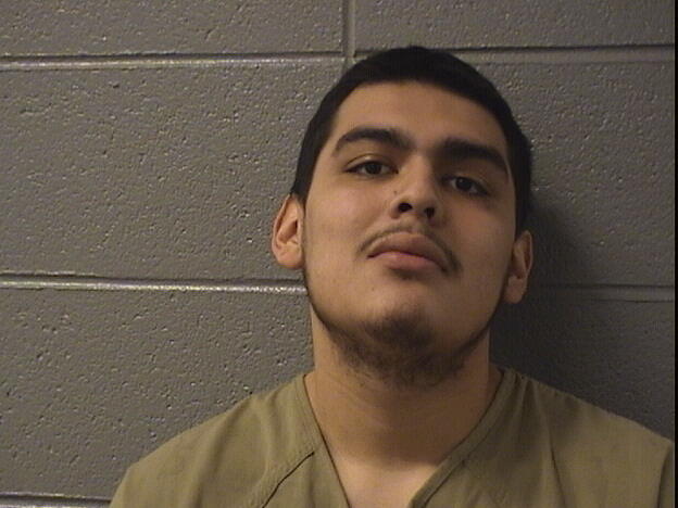Accused serial killer Antonio Reyes charged with six Chicago murders in ...