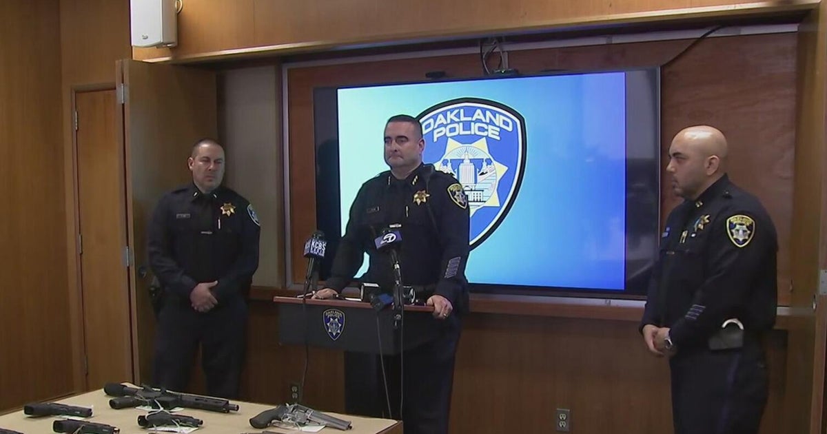 Oakland police announce arrests in string of violent crimes - CBS San ...