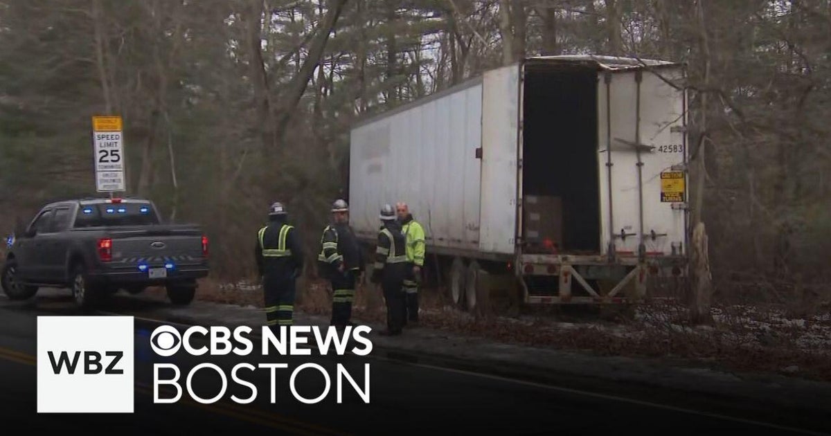 Police in Massachusetts search for truck driver after chase, crash ...