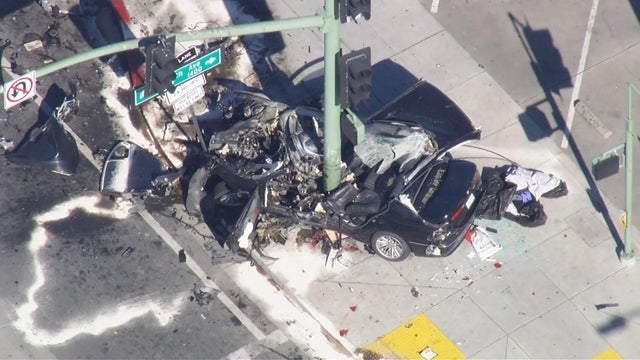 Oakland International Boulevard crash 