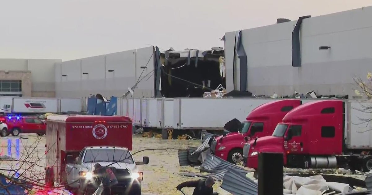 Severe storms leave damage to Lewisville warehouse - CBS Texas