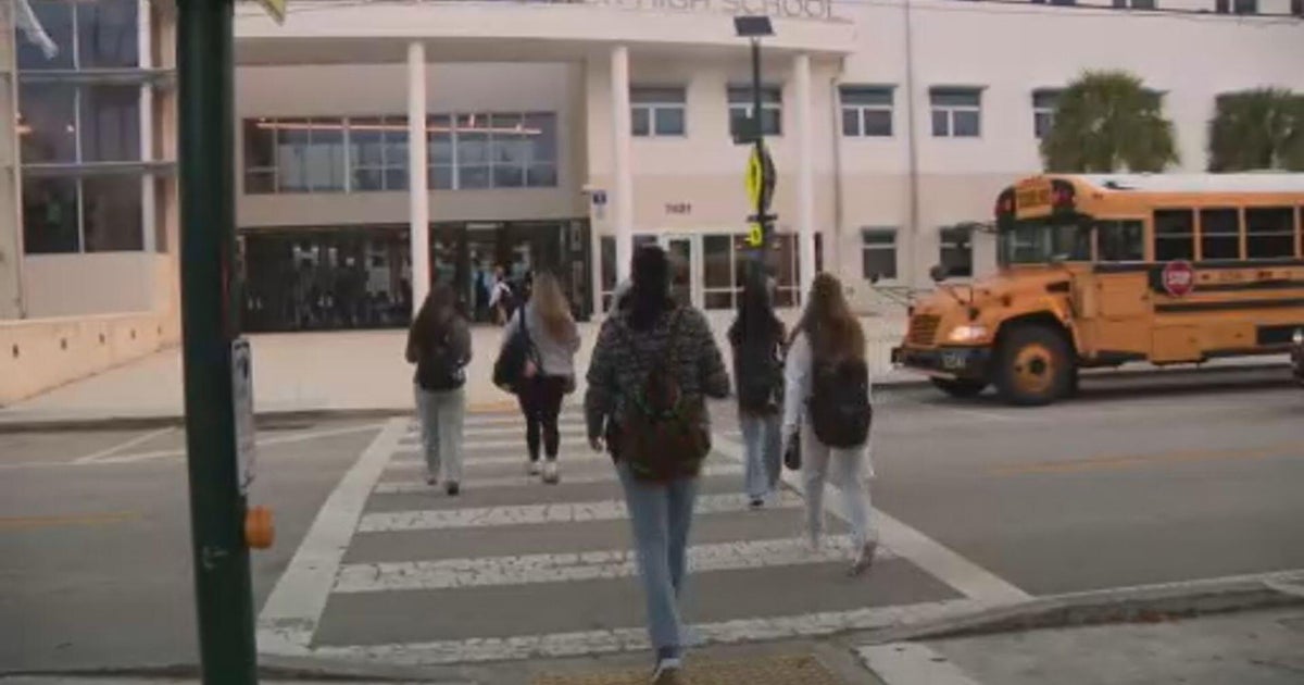Students, parents on high alert after 1st confirmed measles case pops up at Miami Palmetto Senior High School Students, parents on high alert after 1st confirmed measles case pops up at Miami Palmetto Senior High School