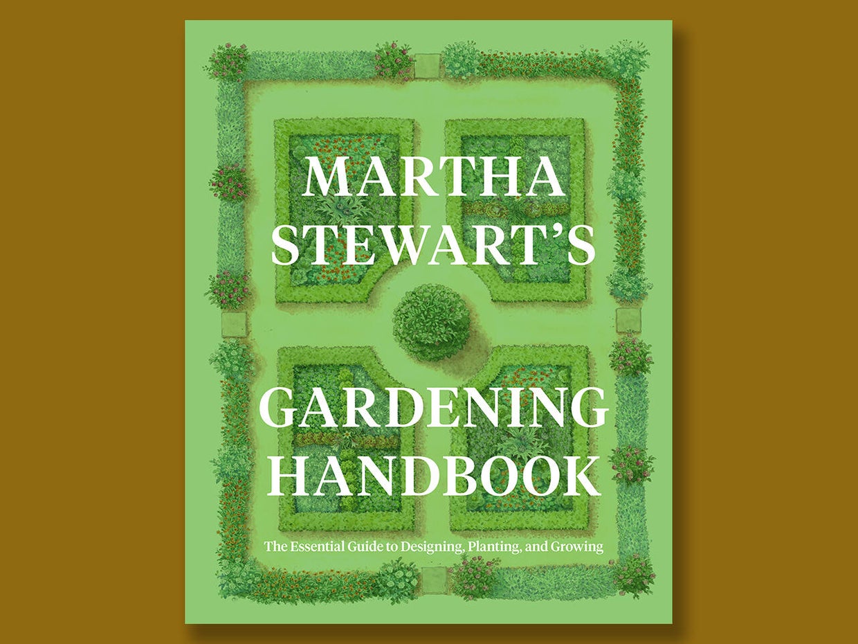 martha-stewart-gardening-harvest-cover-1280.jpg