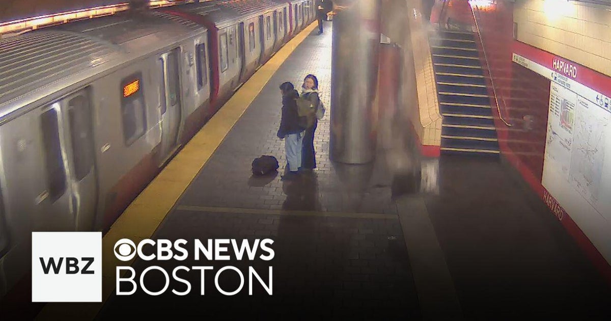 Ceiling panel falls at Harvard MBTA station - CBS Boston