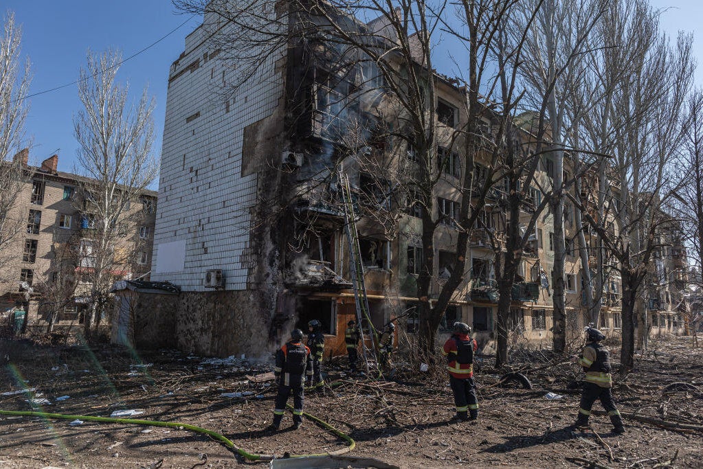 Russian strikes continue in Ukraine as U.S. pauses sharing intelligence ...