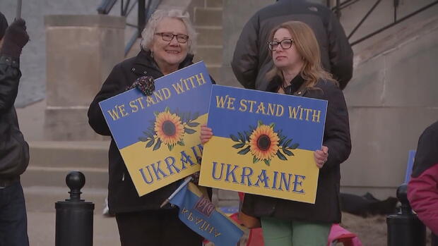 Ukrainian supporters rally for peace outside Germantown church 