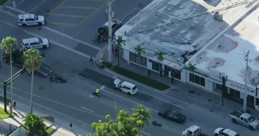 9 injured in multi-vehicle crash on Las Olas Boulevard