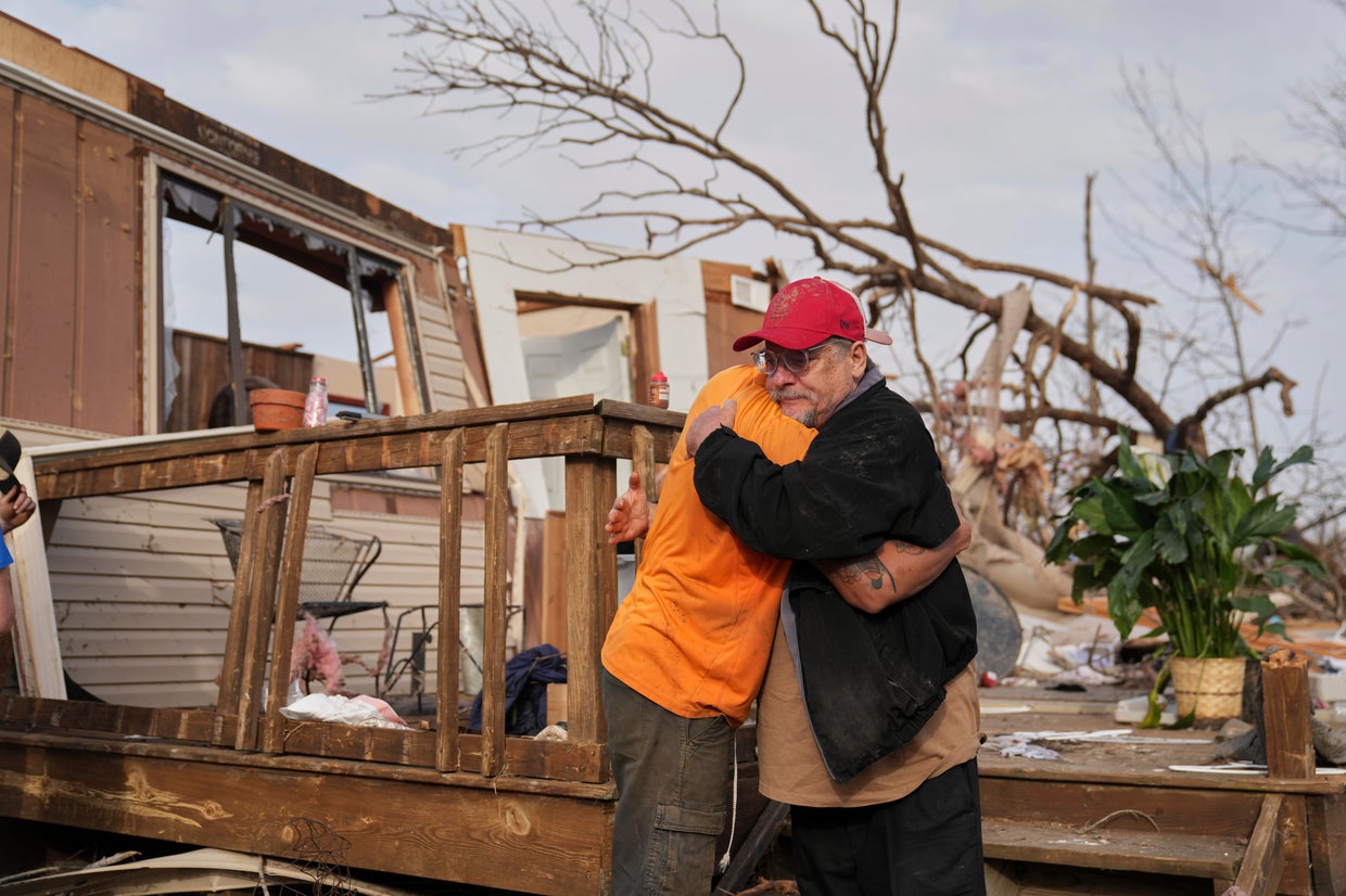 Violent tornadoes hit parts of U.S. as severe storms kill at least 42 ...