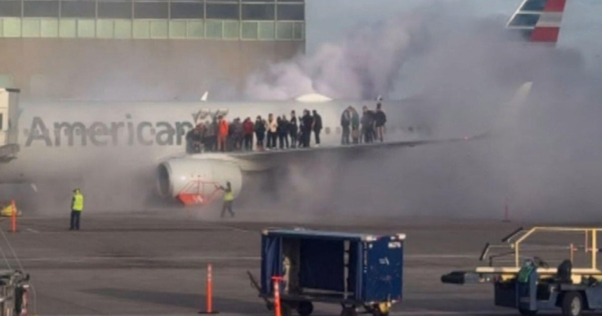Federal investigators release details about plane that caught fire at DIA 
