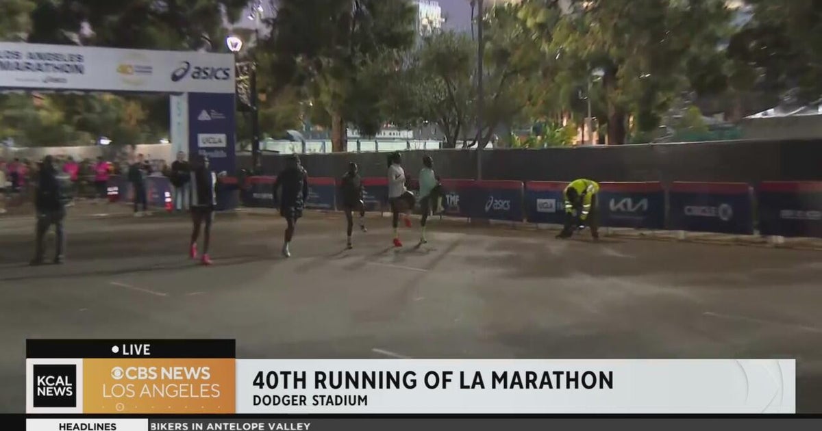 26,000 runners lace up for the 40th annual LA Marathon, filled with ...