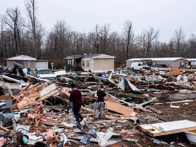 Survivors of deadly tornadoes share stories of making it through the  extreme weather: "We wouldn't be alive" - CBS News