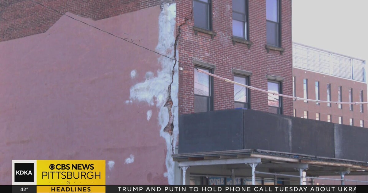 Owners of condemned buildings downtown unable to tear them down - CBS ...