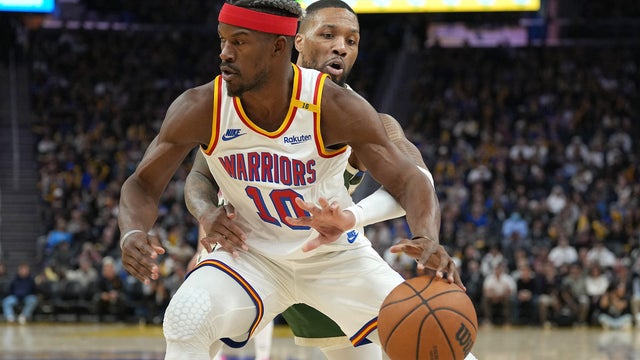 Milwaukee Bucks v Golden State Warriors