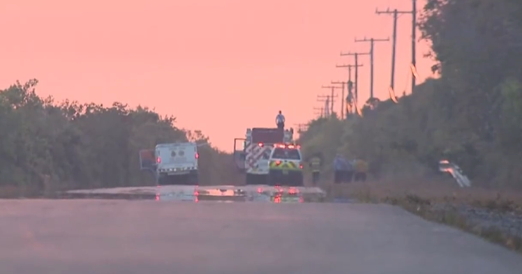 Experts warn of health risks as Miami-Dade brush fire continues to burn Experts warn of health risks as Miami-Dade brush fire continues to burn