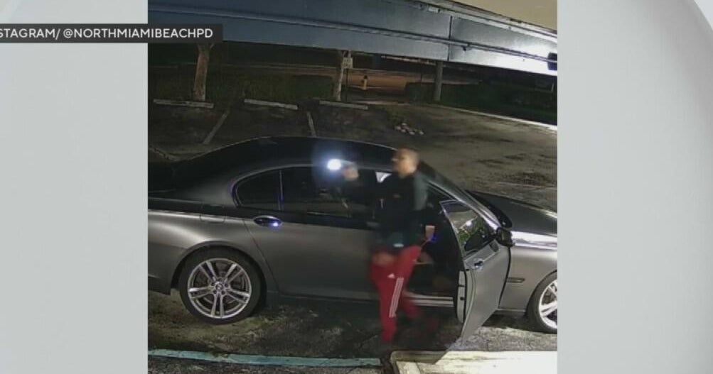 North Miami Beach police seek gunman - CBS Miami