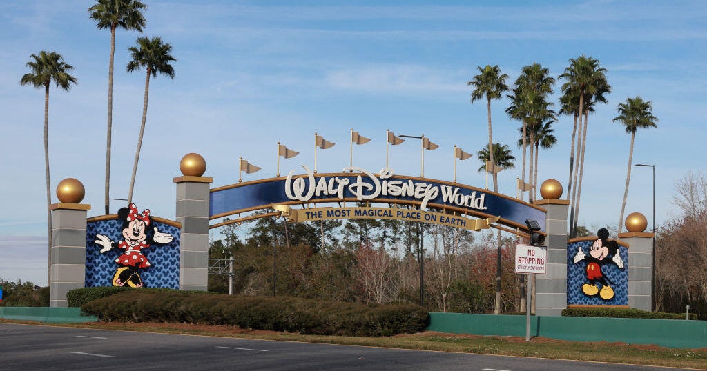 No injuries after fire breaks out at Walt Disney World