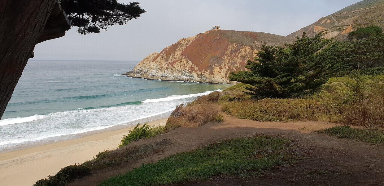 Gray Whale Cove State Beach 