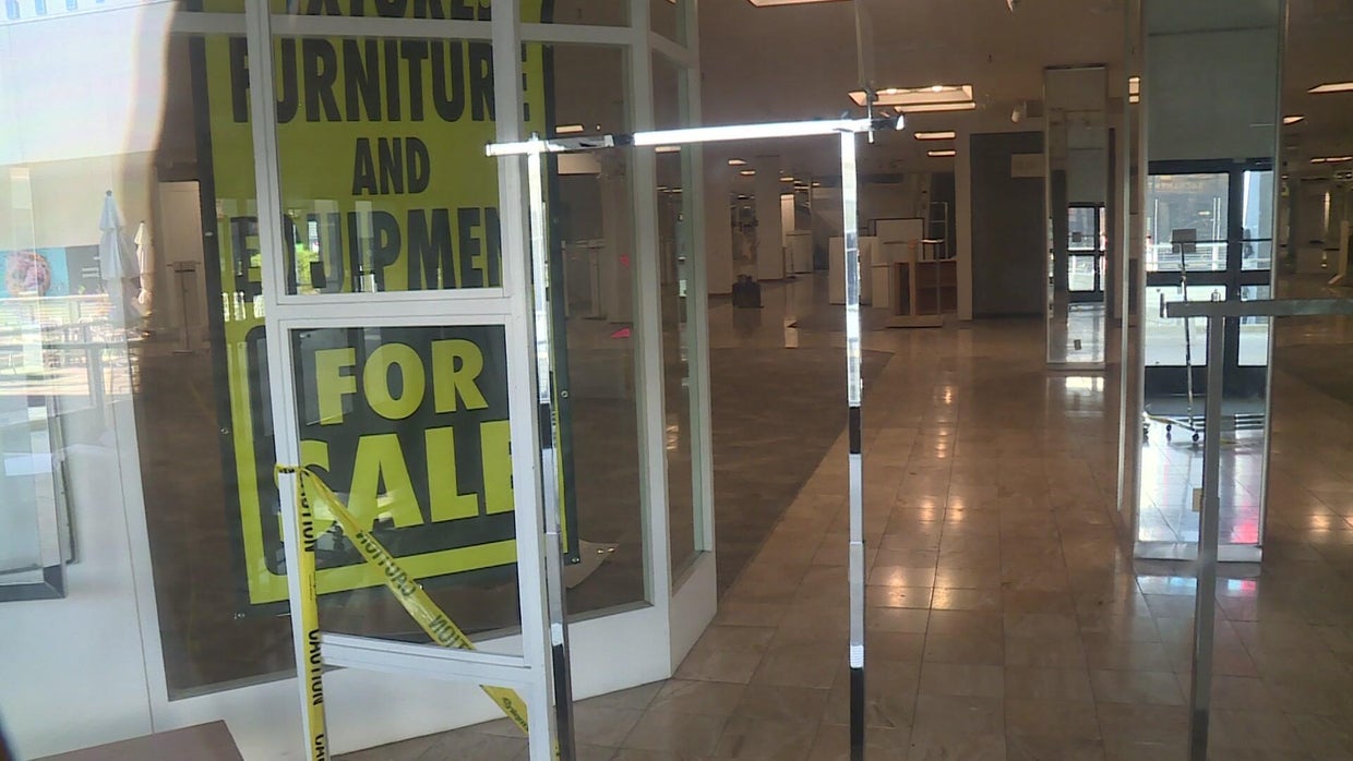 sho-macys-closed-vo.jpg 