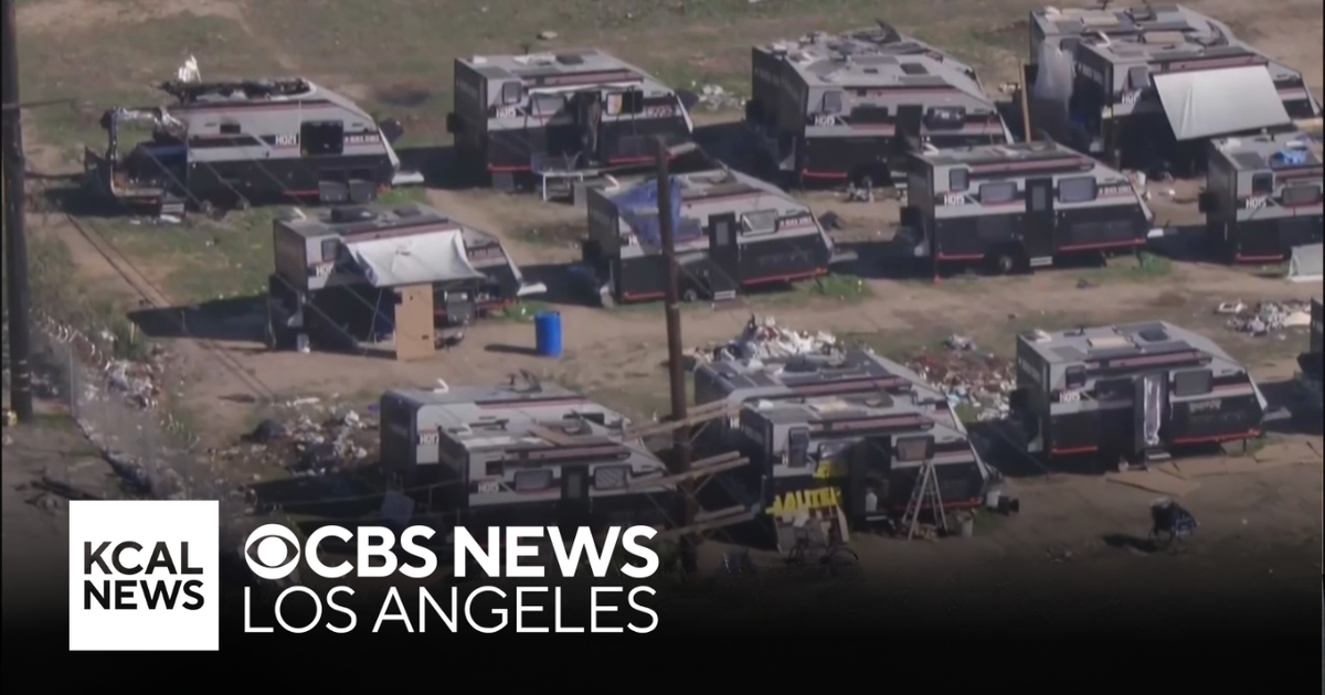 Squatters break into RV storage lot and take over 50 campers - CBS Los ...