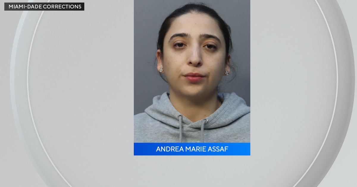 Miami woman steals police car after night of drinks with off-duty officer, authorities say Miami woman steals police car after night of drinks with off-duty officer, authorities say