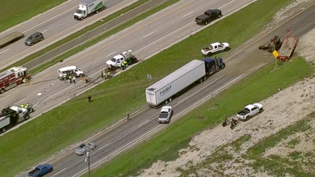 i-35-crash.jpg 