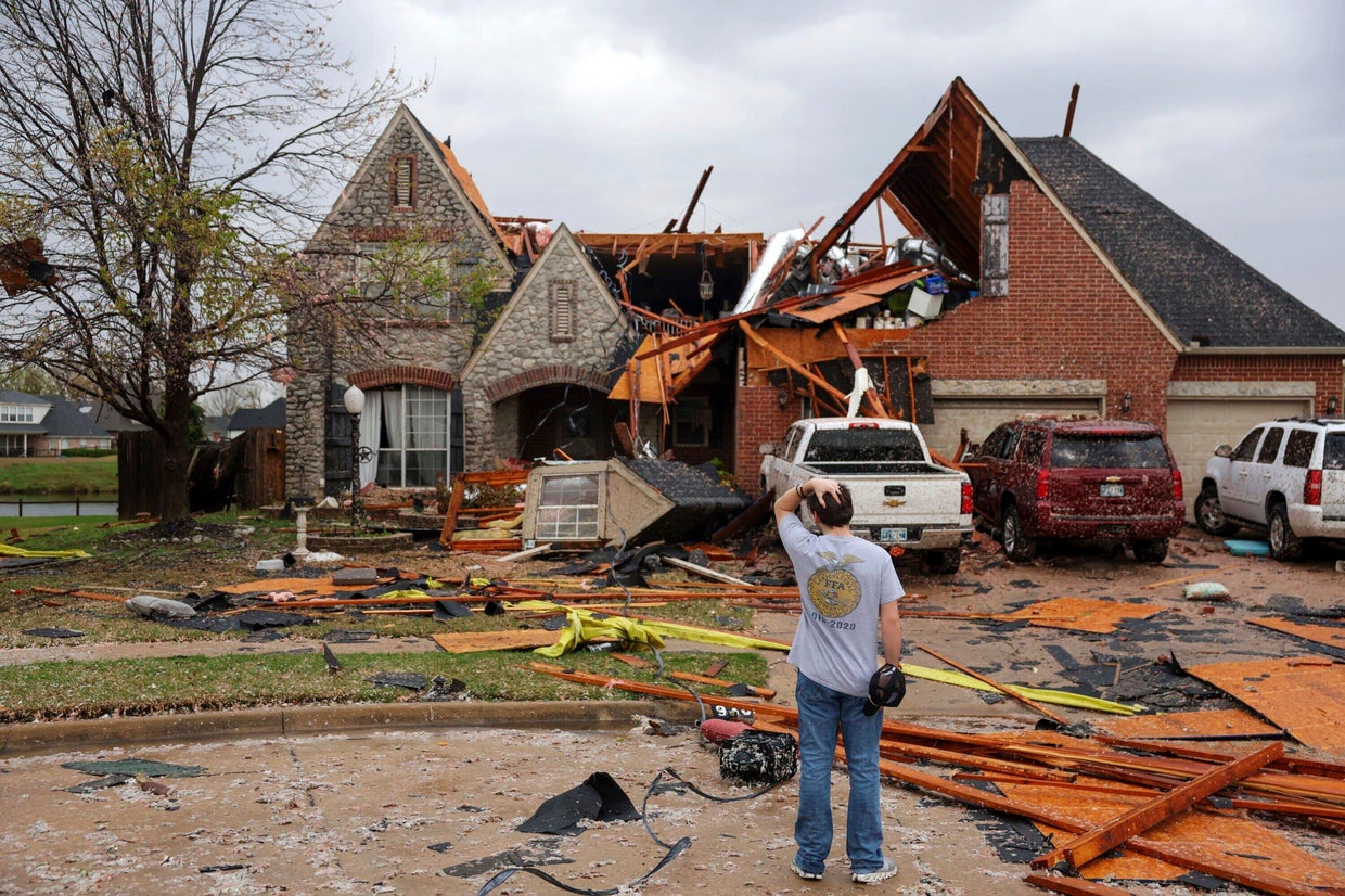 Tornadoes and violent winds cause deadly damage in South and Midwest ...