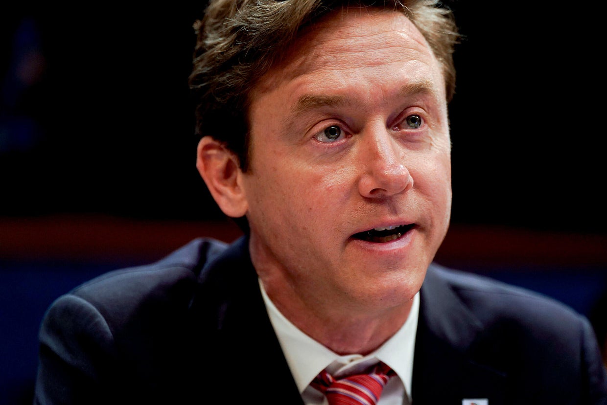 Mike Johnston's administration acknowledges auto-deleting Signal ...