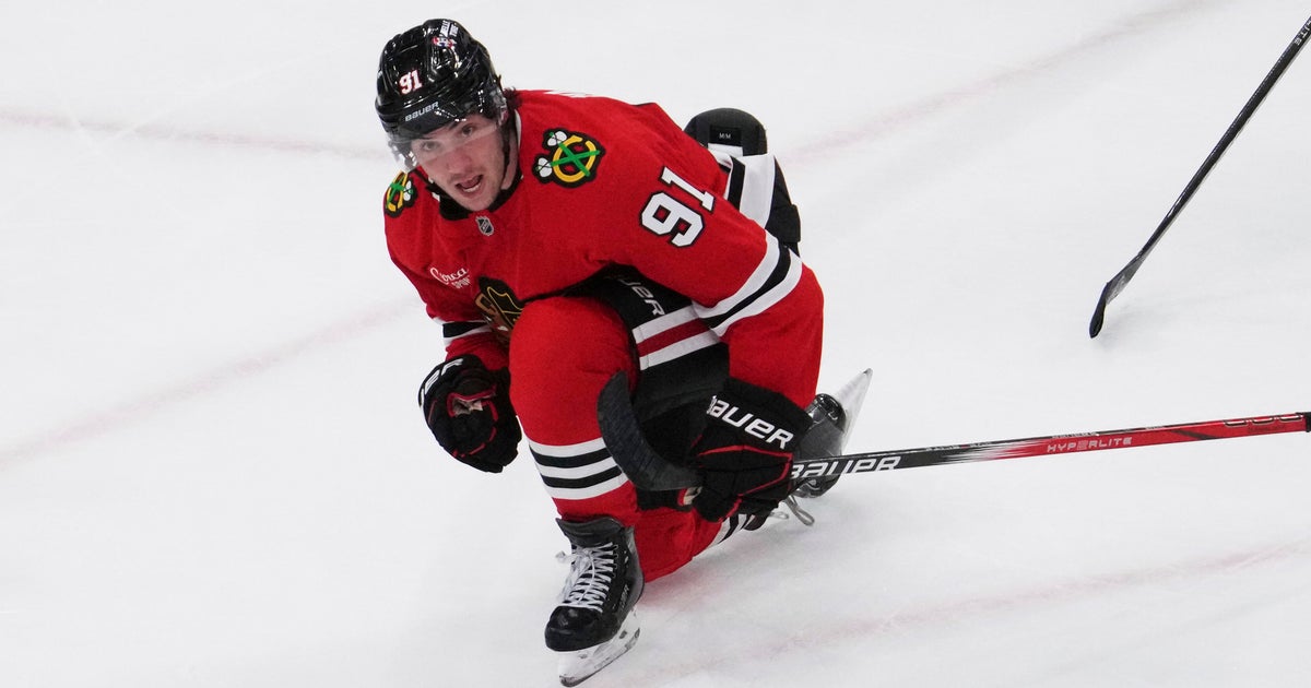 Blackhawks Eliminate Penguins From Playoffs With 3-1 Victory